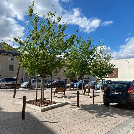 Holiday home Maison De Vacances Independante A Florensac, Herault - 4 Personnes Florensac