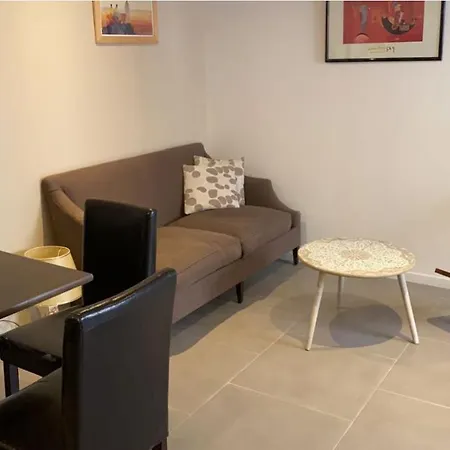 Maison De Vacances Independante A Florensac, Herault - 4 Personnes *